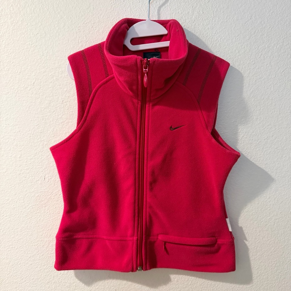 Nike Fuchsia Sleeveless Vest